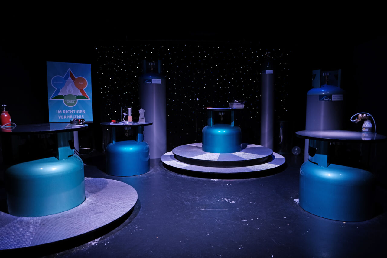 Gasshow I
